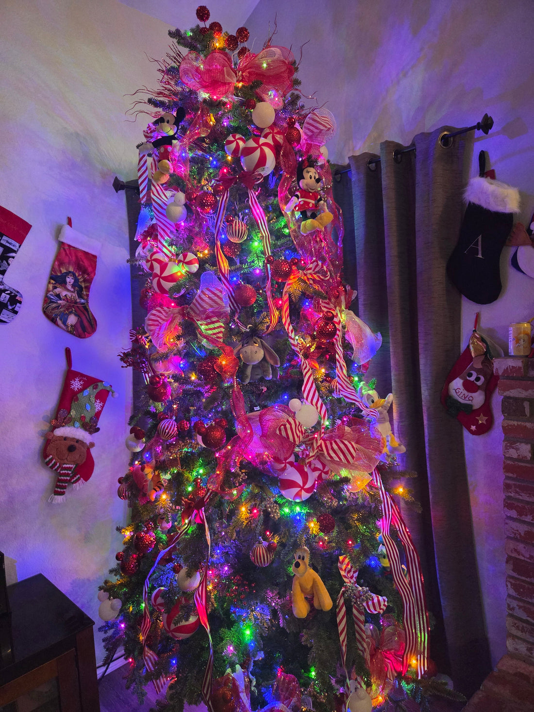 A Disney Christmas: Our Family Tradition of Magical Holiday Trees