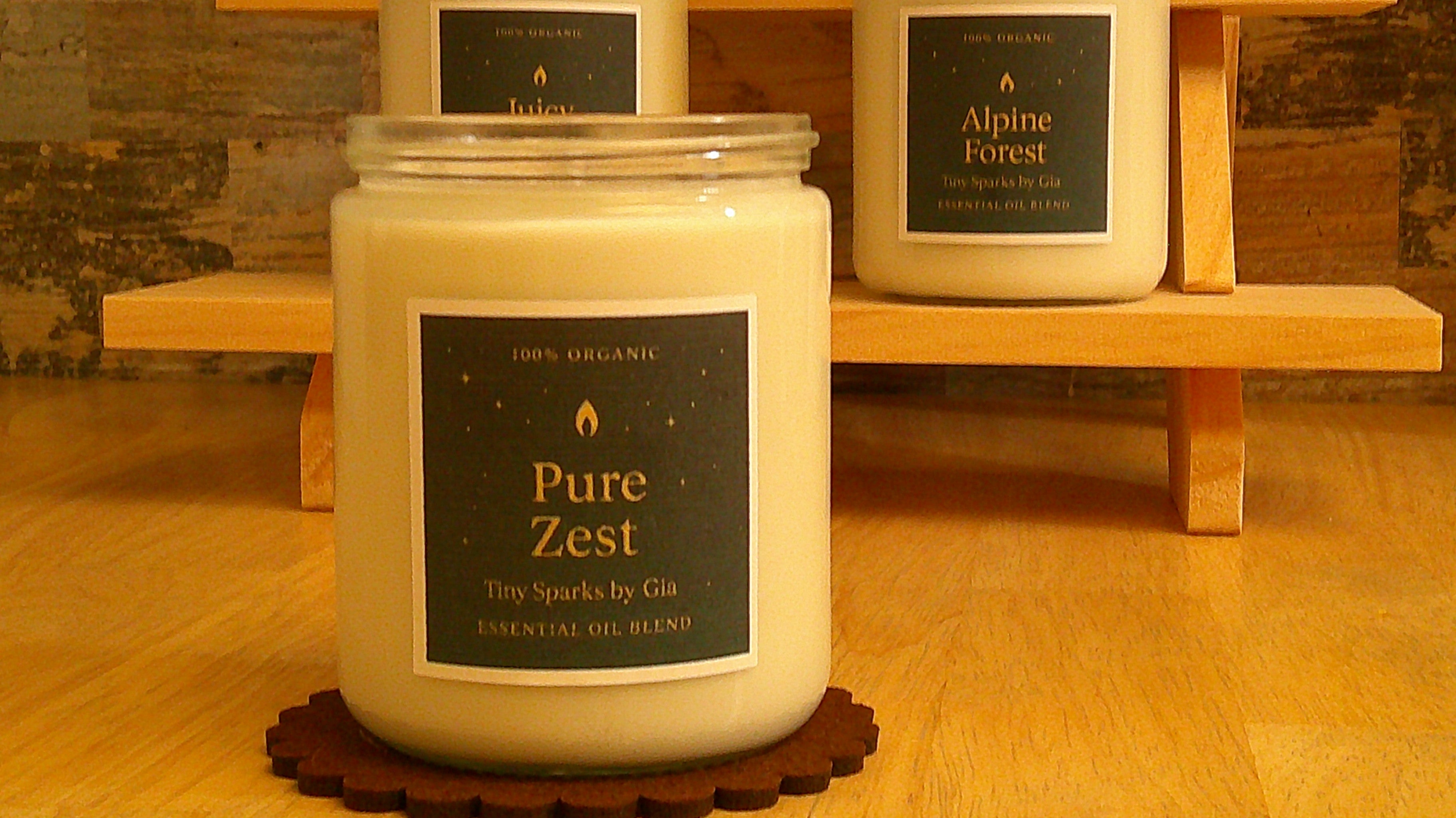 Pure Zest – 100% Organic Essential Oil Candle